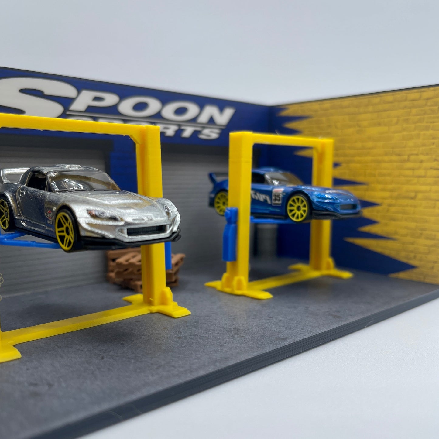 Spoon Garage Diorama Diecast 1/64 Scale