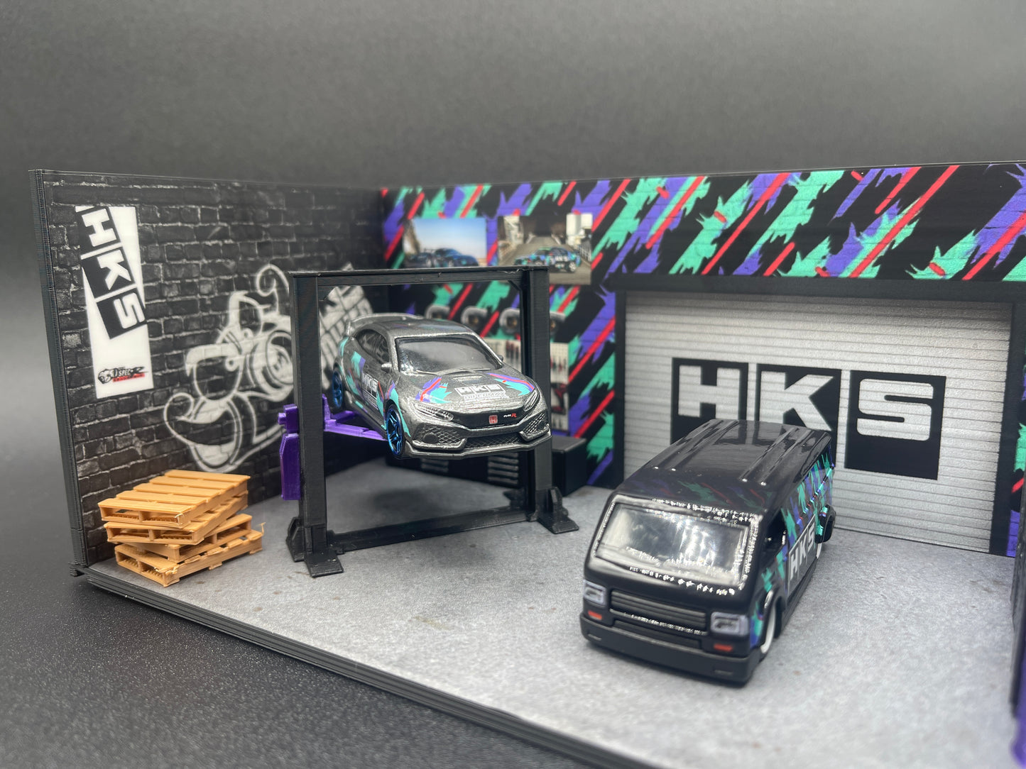 HKS Garage Diorama Diecast 1/64 Scale