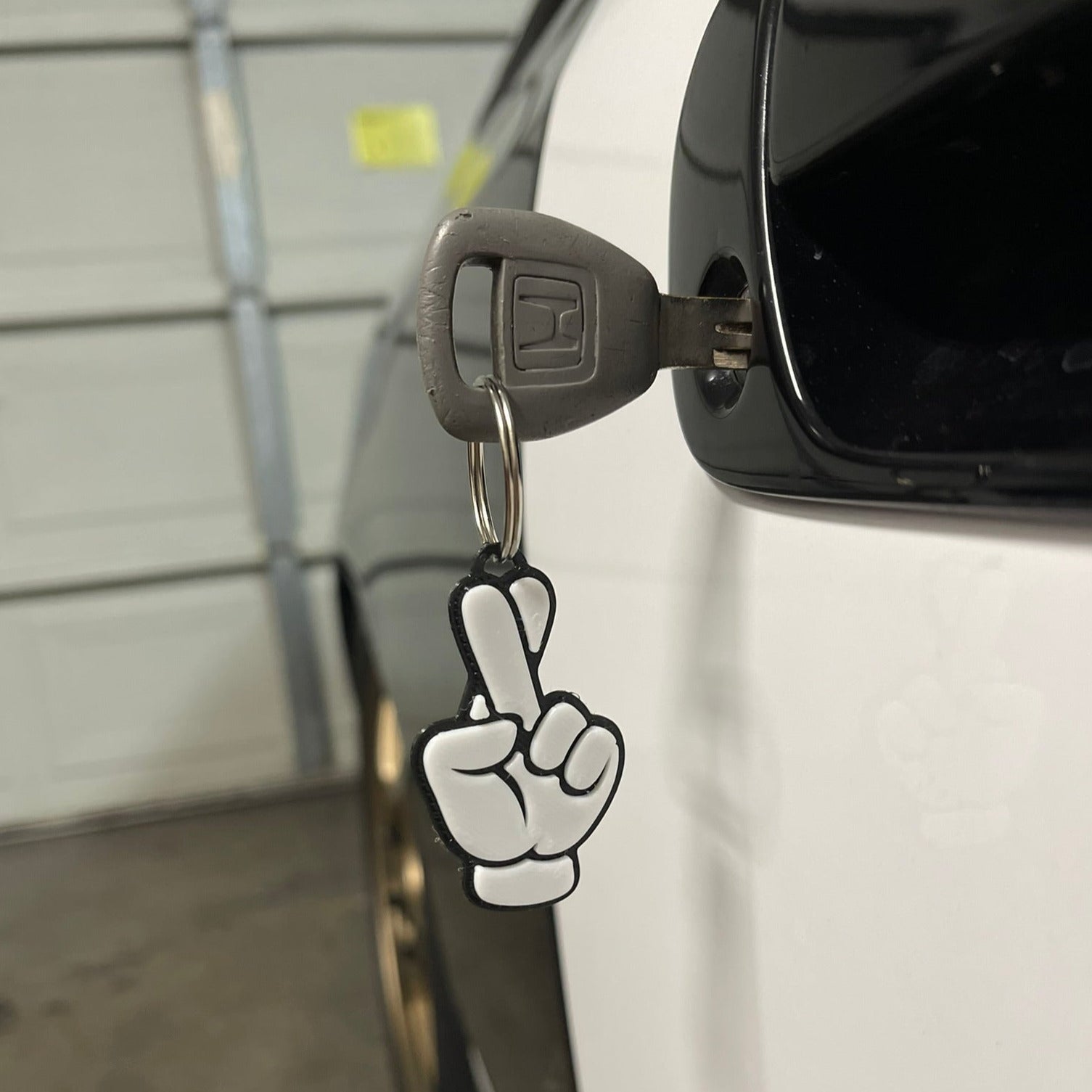 Hand Keychain – ludebehavior