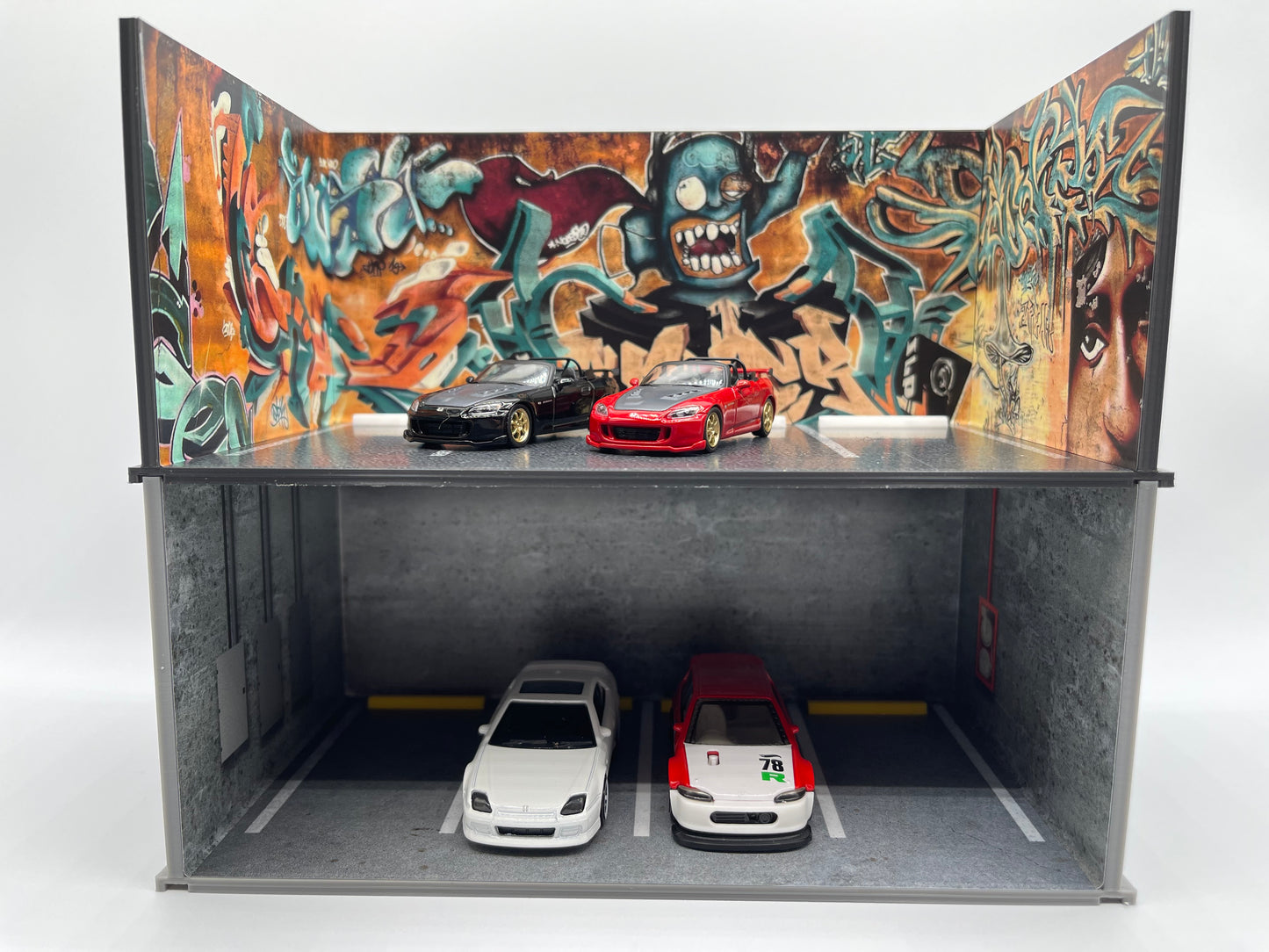 Graffiti Parking Lot Diorama 1/64 Scale